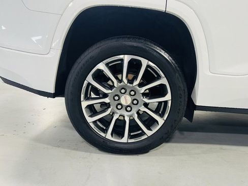Used 2021 GMC Acadia Denali image 15