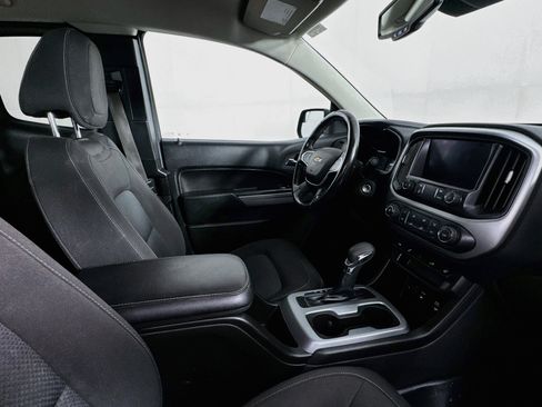 Used 2022 Chevrolet Colorado LT w/ Fleet Safety Package RWD image 24
