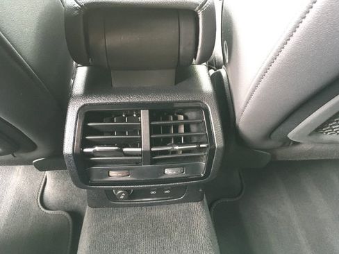 Used 2022 Audi Q3 2.0T Premium Plus w/ Premium Plus Package AWD/4WD image 25