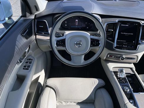 Used 2023 Volvo XC90 B6 Ultimate w/ Protection Package Premier image 14