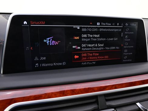 Used 2021 BMW ALPINA B7 xDrive image 32