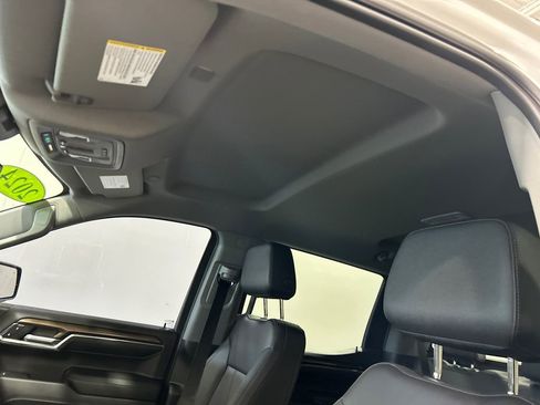 Used 2024 Chevrolet Silverado 1500 LT Trail Boss w/ LT Trail Boss Premium Package image 29