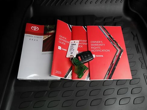 Certified 2025 Toyota Camry SE w/ Convenience Package FWD image 41
