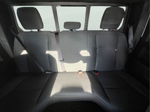 Used 2025 RAM 2500 Tradesman AWD/4WD image 34