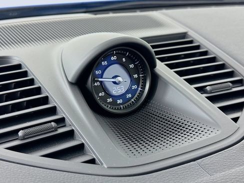 Certified 2025 Porsche Panamera RWD image 17