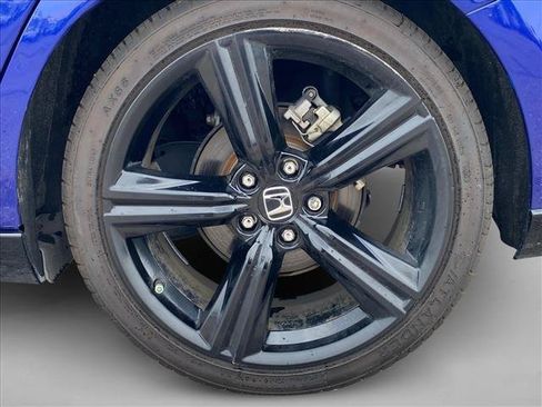 Used 2025 Honda Accord Sport image 14