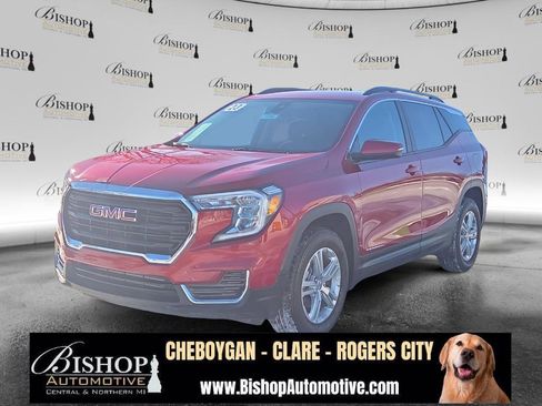 Used 2023 GMC Terrain SLE w/ Driver Convenience Package image 18