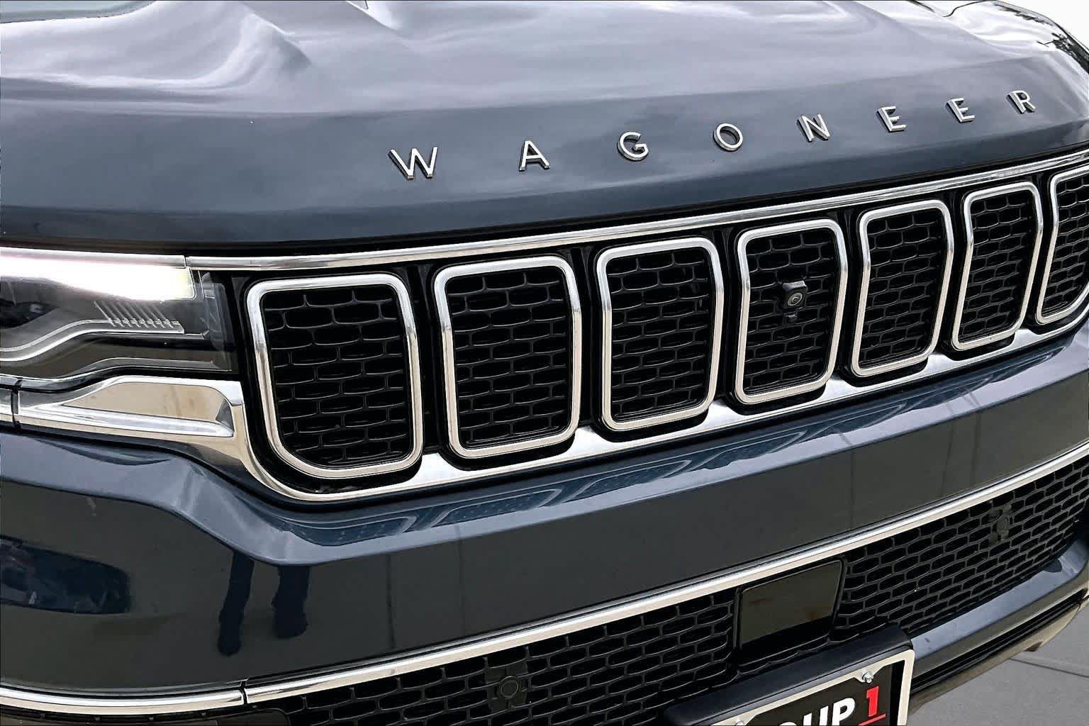 Used 2024 Jeep Wagoneer L 2WD w/ Premium Group I image 27
