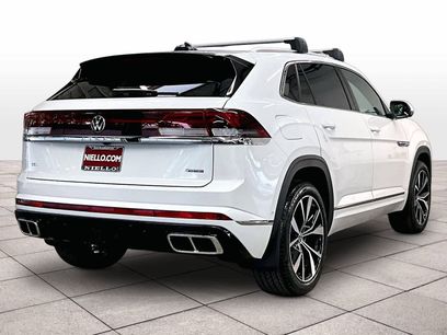 New 2026 Volkswagen Atlas Cross Sport SEL Premium R-Line