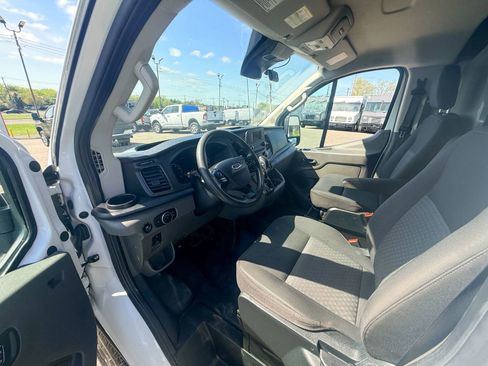 Used 2023 Ford Transit 150 Low Roof RWD image 29
