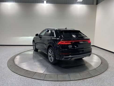 Used 2023 Audi Q8 Premium Plus AWD/4WD image 9