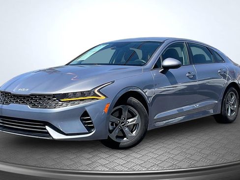 Used 2022 Kia K5 LXS FWD image 12