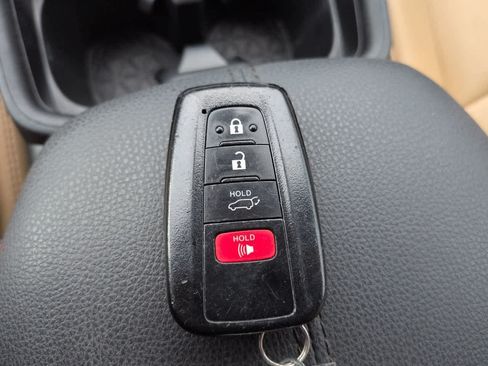 Certified 2021 Toyota RAV4 XLE Premium FWD image 28