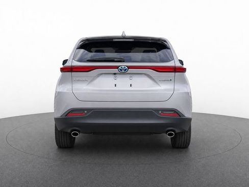 Used 2022 Toyota Venza LE AWD/4WD image 7