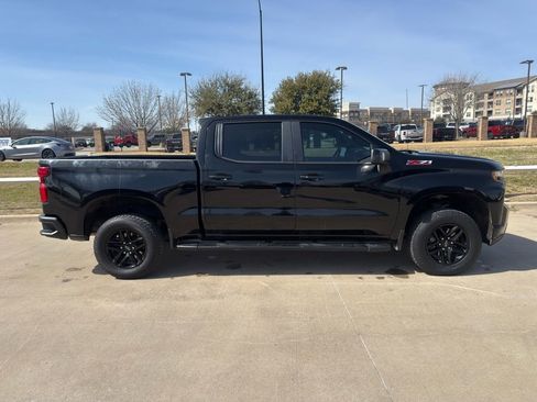 Used 2020 Chevrolet Silverado 1500 LT Trail Boss image 2