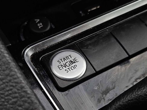 Used 2016 Volkswagen Jetta Sport image 21