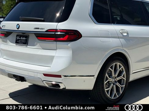 Used 2023 BMW X7 xDrive40i AWD/4WD image 15