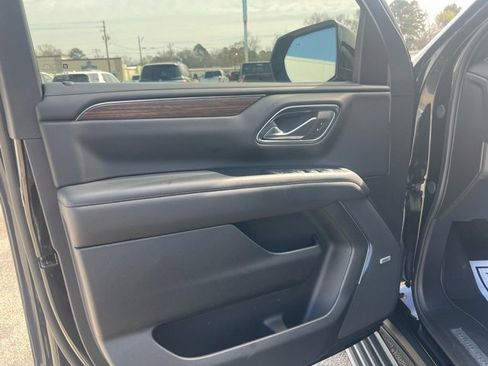 Used 2024 Chevrolet Tahoe High Country w/ Advanced Technology Package image 14