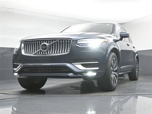 Used 2024 Volvo XC90 B5 Plus w/ Protection Package Premier image 39