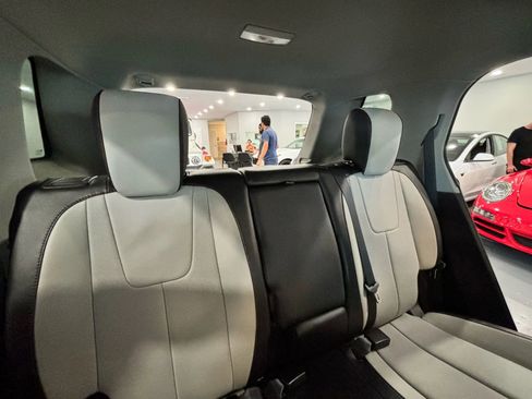 Used 2016 GMC Terrain SLT w/ Open Road Package image 16