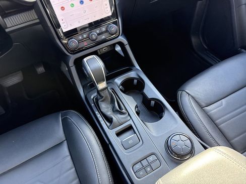 Used 2025 Ford Ranger Lariat image 14