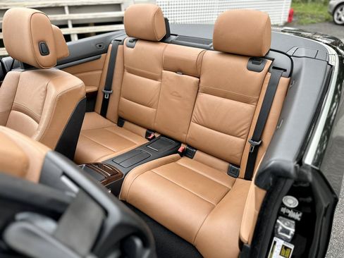Used 2011 BMW 335i Convertible RWD image 6