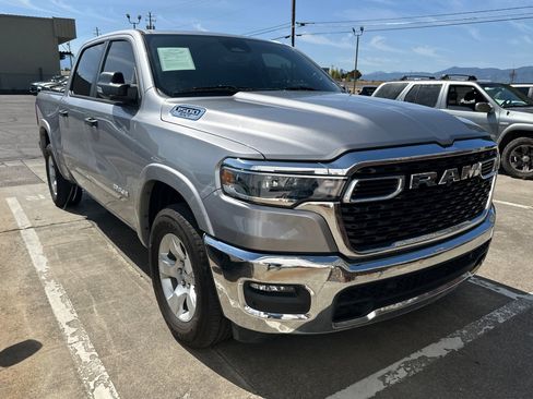 Used 2025 RAM 1500 Big Horn AWD/4WD image 2
