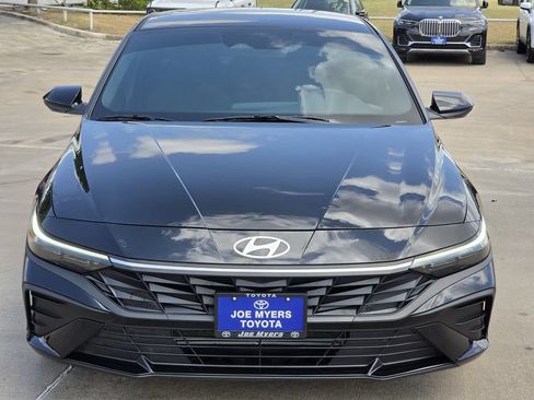 Used 2026 Hyundai Elantra Sport FWD image 3
