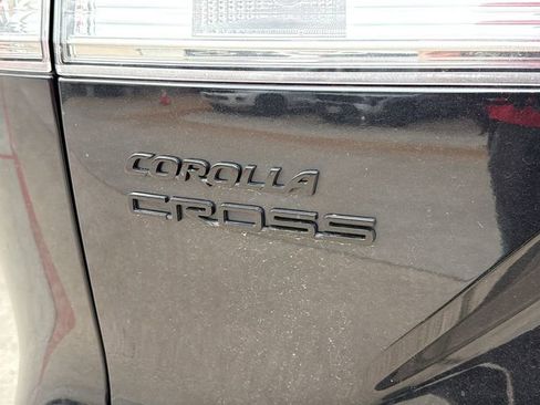 Used 2025 Toyota Corolla Cross AWD Hybrid image 5