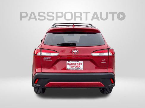 Certified 2023 Toyota Corolla Cross LE image 7