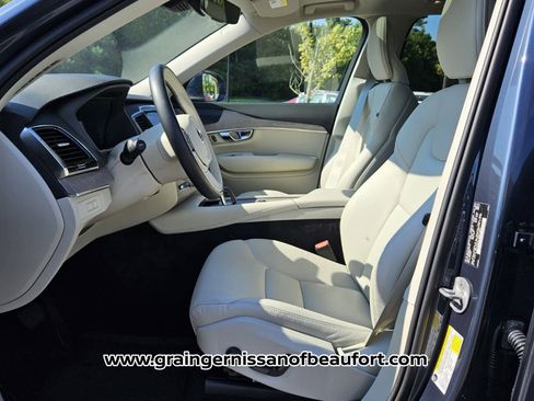 Used 2024 Volvo XC90 T8 Plus w/ Protection Package Premier image 3