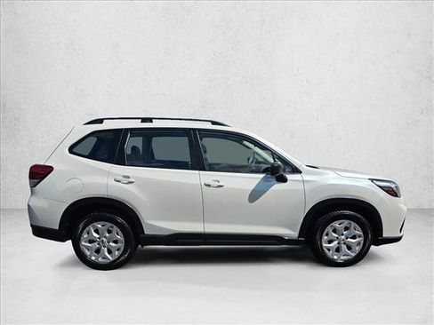 Used 2021 Subaru Forester AWD/4WD image 6