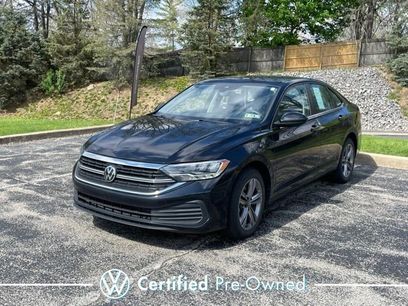 Certified 2024 Volkswagen Jetta SE w/ Panoramic Sunroof Package