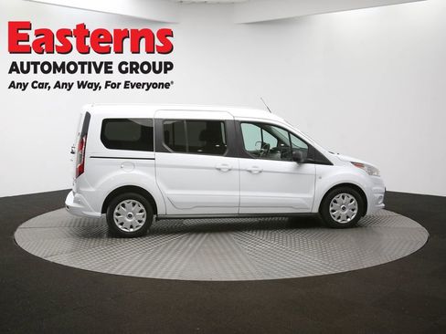 Used 2017 Ford Transit Connect XLT image 43