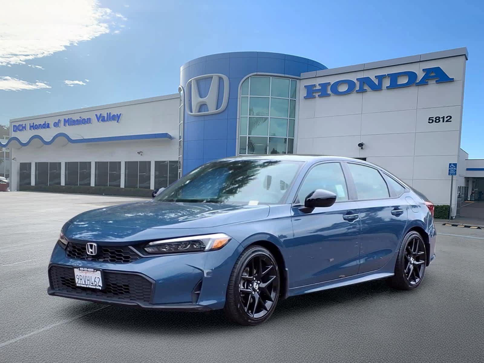 Used 2025 Honda Civic Sport image 1