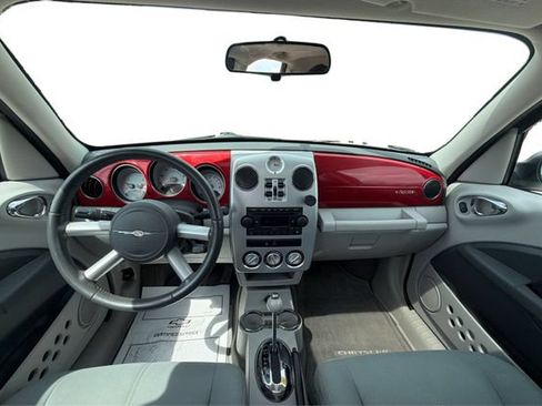 Used 2007 Chrysler PT Cruiser Touring FWD image 21