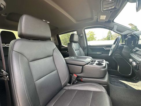 Certified 2024 GMC Sierra 1500 SLT w/ X31 Off-Road Package AWD/4WD image 24