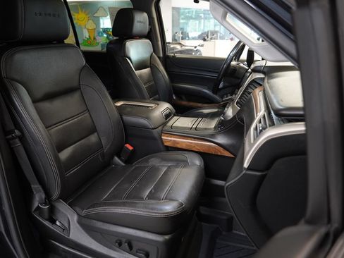 Used 2020 GMC Yukon XL Denali w/ Open Road Package AWD/4WD image 43