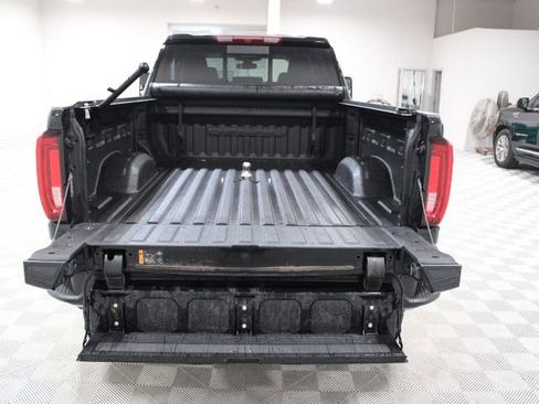 Certified 2022 GMC Sierra 3500 Denali image 16
