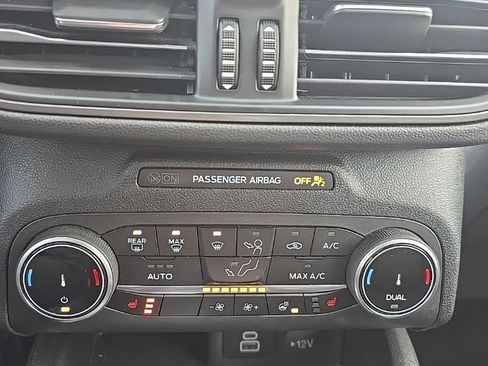 Used 2024 Ford Escape Active image 13