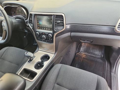 Used 2014 Jeep Grand Cherokee Laredo w/ Security & Convenience Group image 28