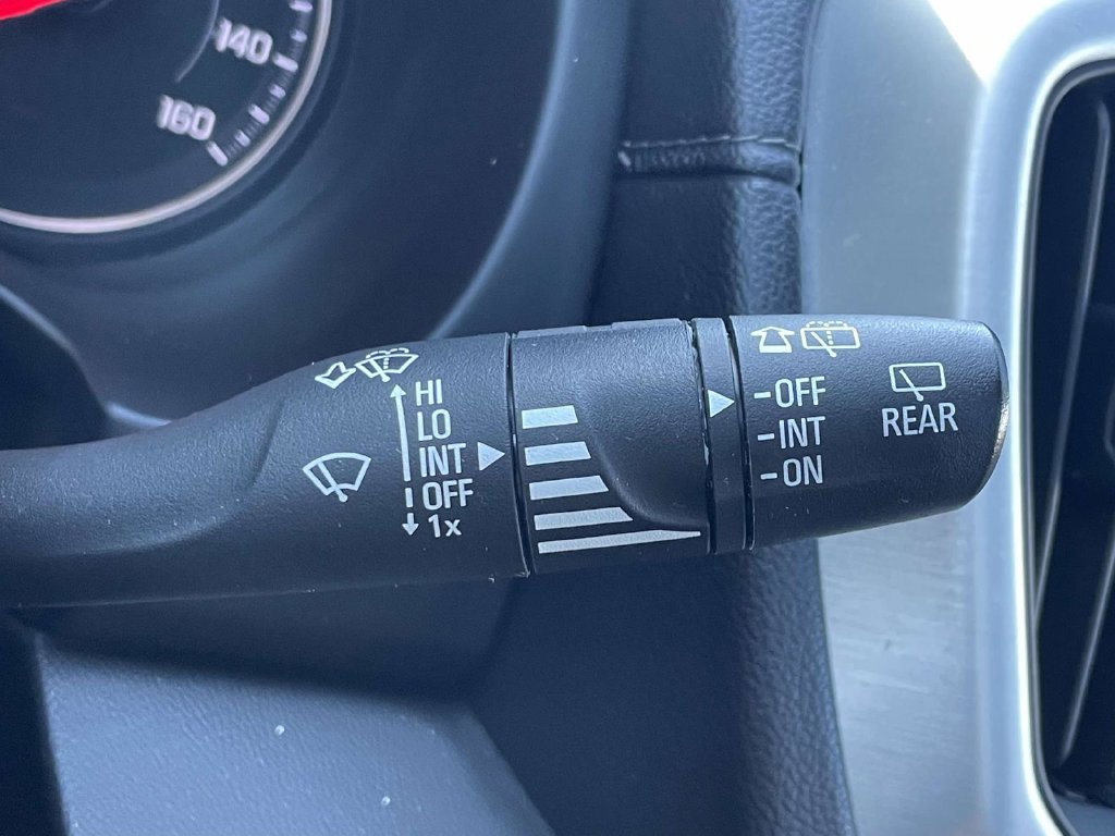 Used 2023 GMC Terrain SLE w/ Driver Convenience Package FWD image 29