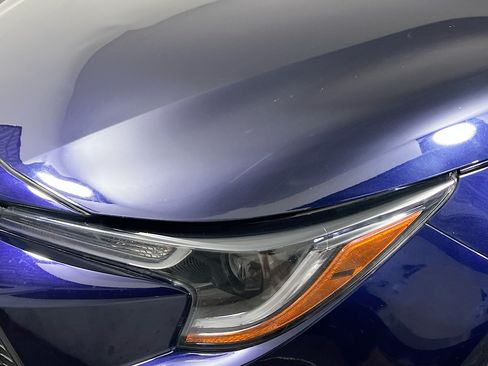 Used 2020 Toyota Corolla LE FWD image 11