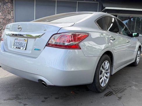 Used 2013 Nissan Altima 2.5 S image 8