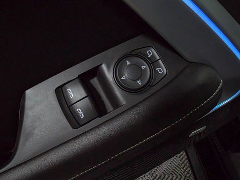 Used 2019 Chevrolet Camaro LT RWD image 29