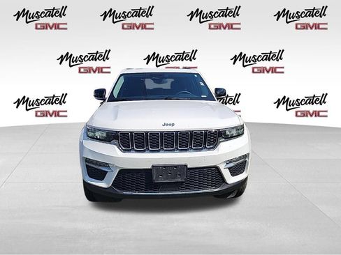 Used 2023 Jeep Grand Cherokee Limited w/ Trailer Tow Prep Group (B) AWD/4WD image 2