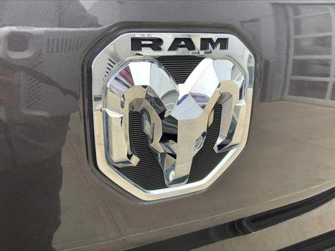 Used 2021 RAM 1500 Big Horn AWD/4WD image 32