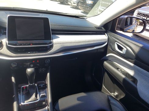 Used 2022 Jeep Compass Latitude image 15