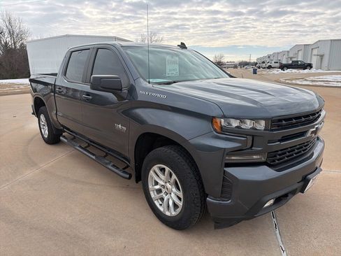 Used 2020 Chevrolet Silverado 1500 RST w/ Texas Edition image 3