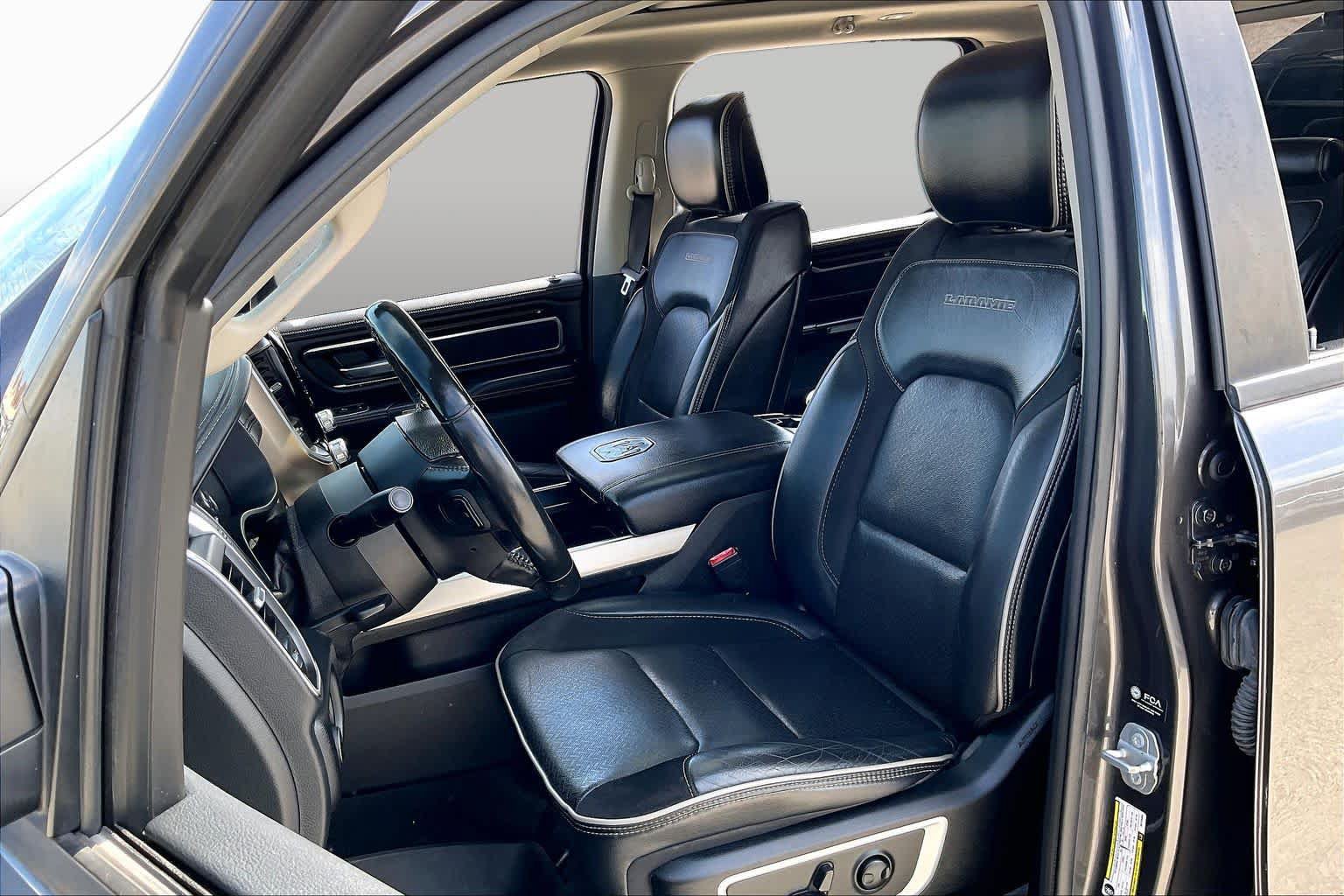Used 2022 RAM 1500 Laramie w/ Laramie Southwest Edition RWD image 8